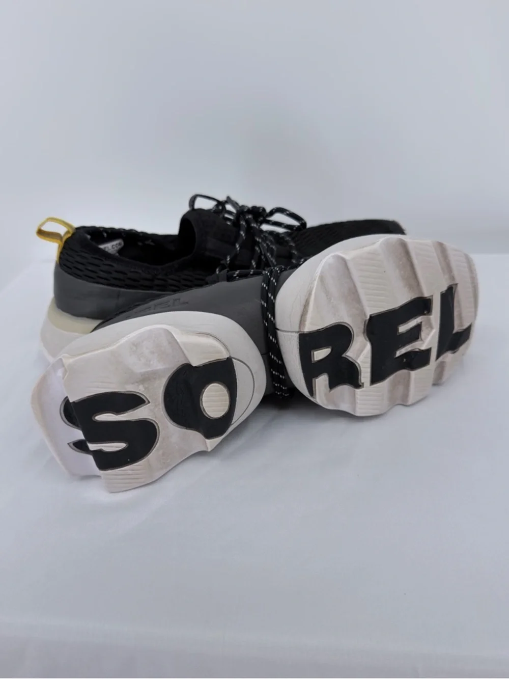 Sorel kinetic sneakers
